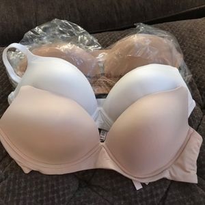 Lot Victorias Secret Bras 38D T-shirt Bra wireless